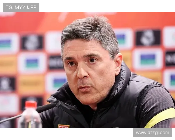 中国足球队备战亚洲杯 新任主帅携新战术体系挑战强敌