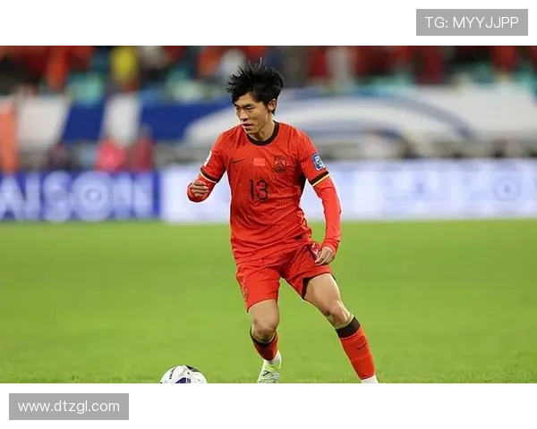 国足热身赛再掀青春风暴新星闪耀全场展现团队凝聚力