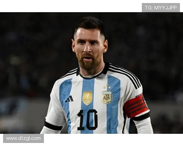 国际足坛大事件！梅西转会巴黎圣日耳曼俱乐部正式签约海报发布揭晓