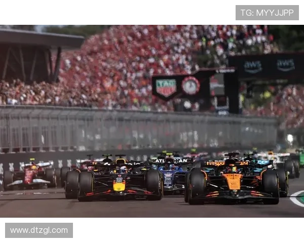 维斯塔潘强势夺冠梅赛德斯策略失误引发车迷热议